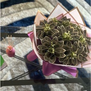 Faux Manifestation Flowers